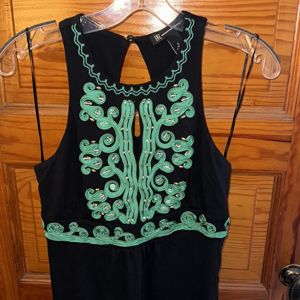 Black Keyhole front racerback dress with green detail